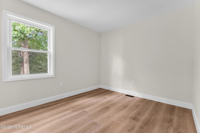 Building Photo - 107 Tavistock Dr