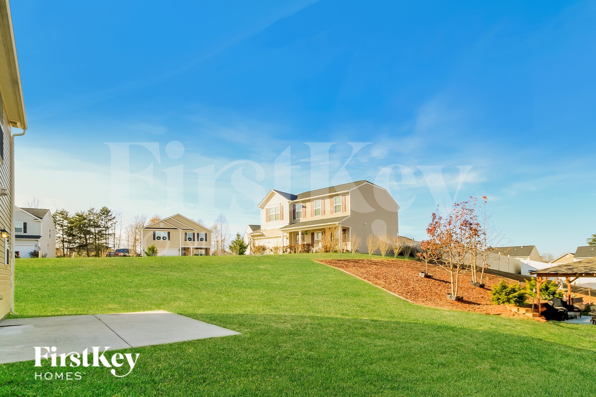 Building Photo - 667 Field Crossing Ct