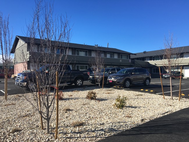 Building Photo - W. 7th Street Apartments