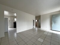 Building Photo - 429 Tennessee St NE