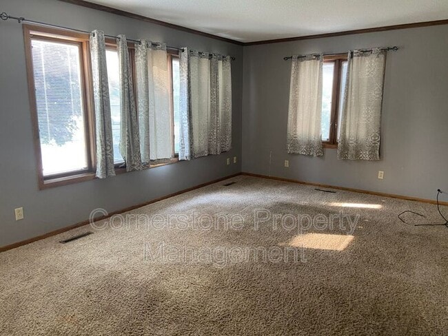 Building Photo - 1404 College St