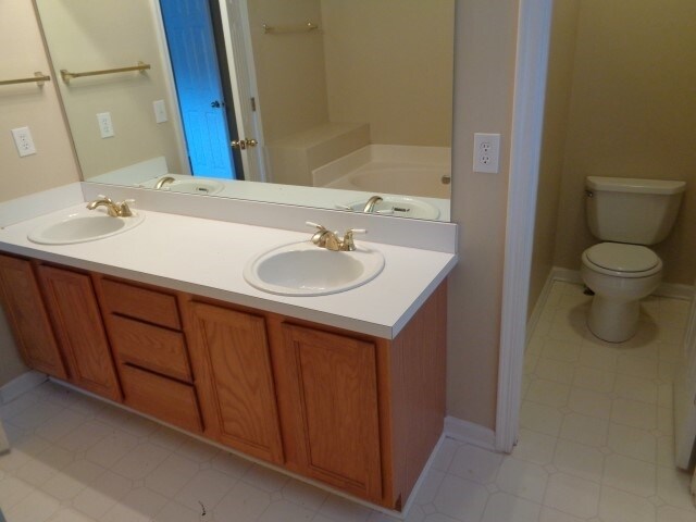 Building Photo - 5430 Harris Creek Dr