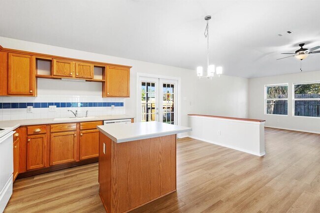 Building Photo - 101 Geronimo Cove