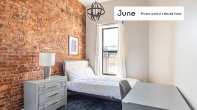 Building Photo - Room in Shared 4 bed/2 bath home in Bushwick