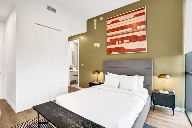 Building Photo - 1220 17th St