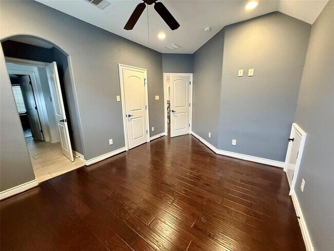 Building Photo - 25627 Fleming Lodge Ln