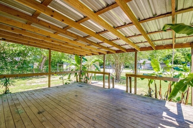 Building Photo - 3901 McKinney Dr