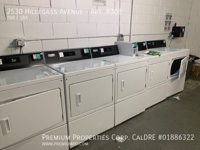 Building Photo - 2530 Hillegass Ave