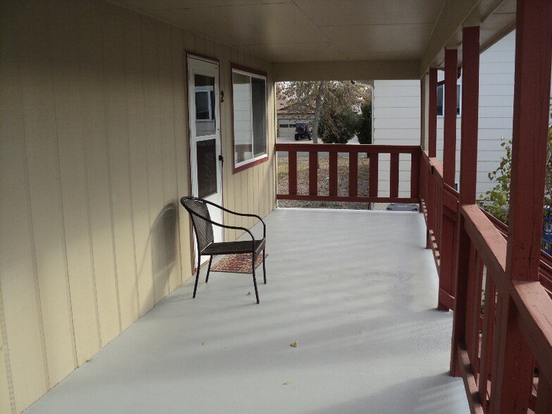 Building Photo - 228 Glenda Dr