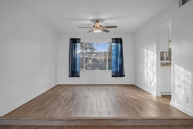Building Photo - A Clean, Well-Sized Home With Solar in Woodland