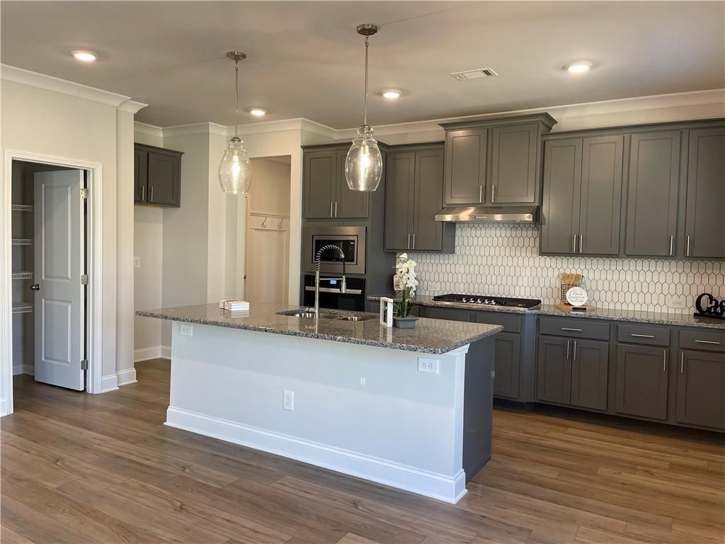 Building Photo - 764 Henson Farm Dr
