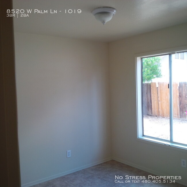 Building Photo - 8520 W Palm Ln