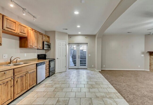 Building Photo - 498 Aspen Peak Dr