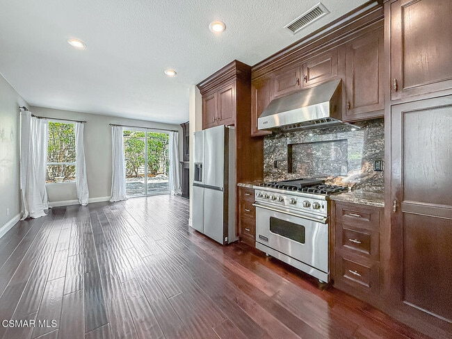 Building Photo - 3159 Foxtail Ct