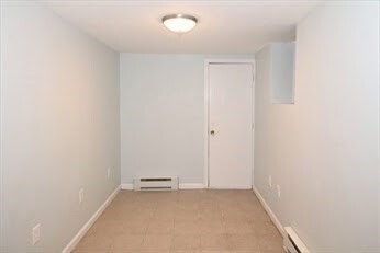 Building Photo - 2 Woodbine St