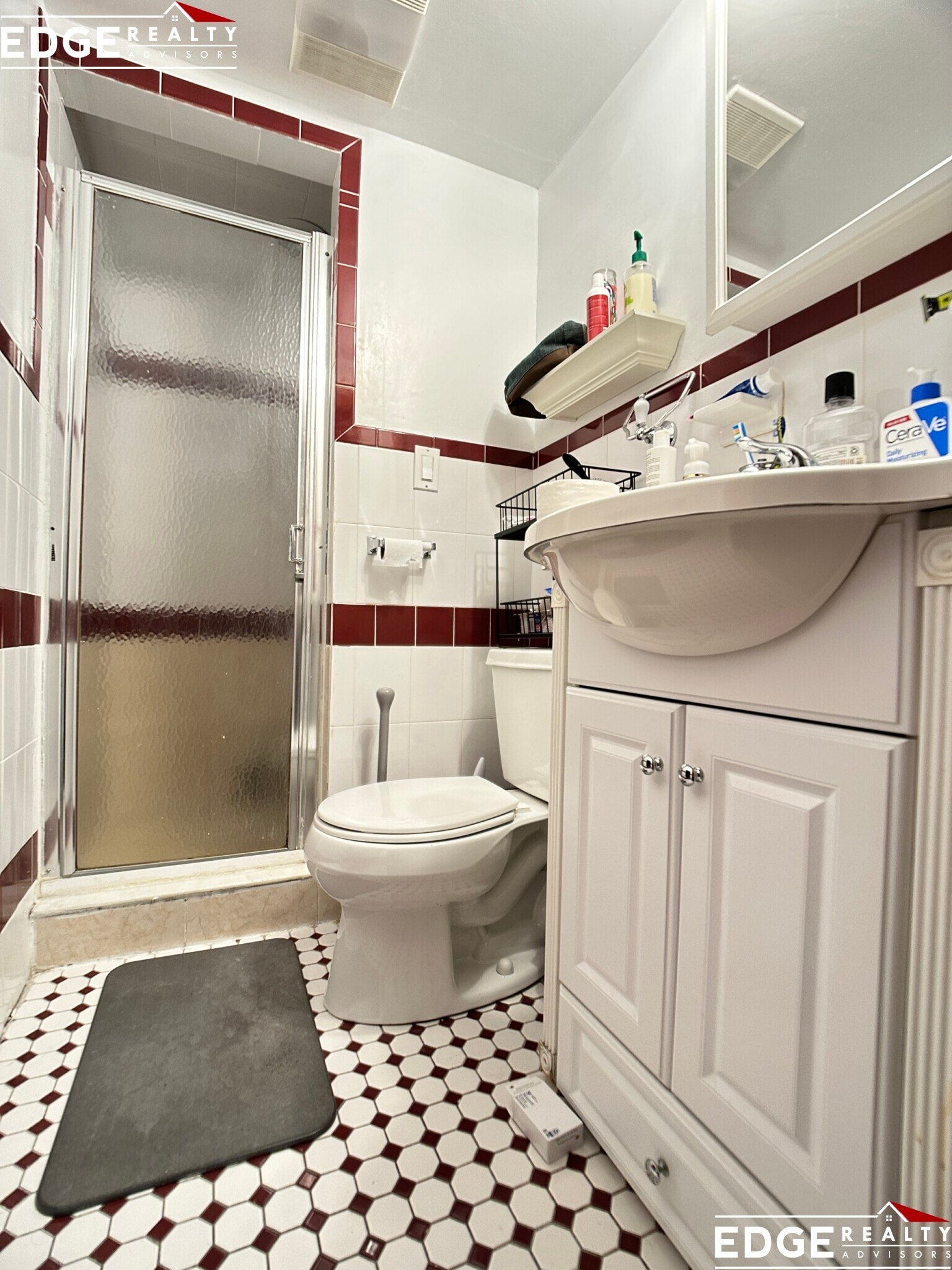 Building Photo - 27 S Crescent Circuit