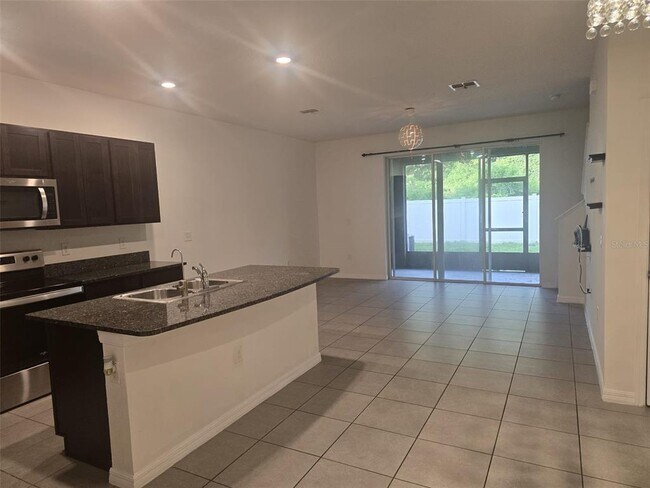 Building Photo - 3219 Pleasant Willow Ct
