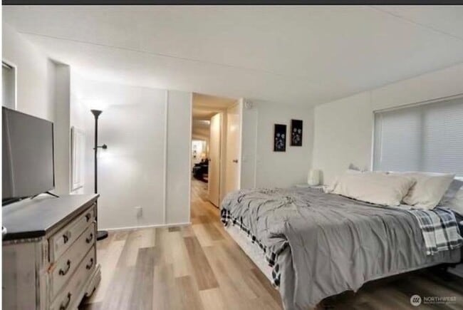 Building Photo - Charming 2BR House in Spanaway