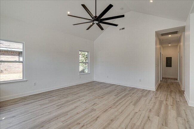 Building Photo - Brand New 3BR/2BA Home for Rent – Modern C...