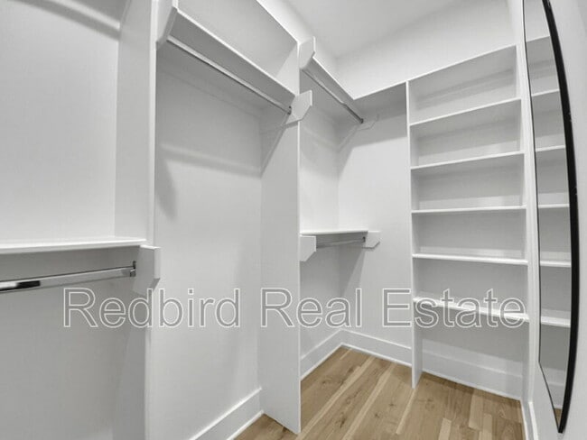 Building Photo - 2048 McKinley St