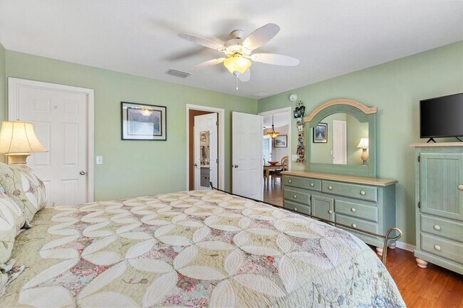 Building Photo - 470 Oboe Way