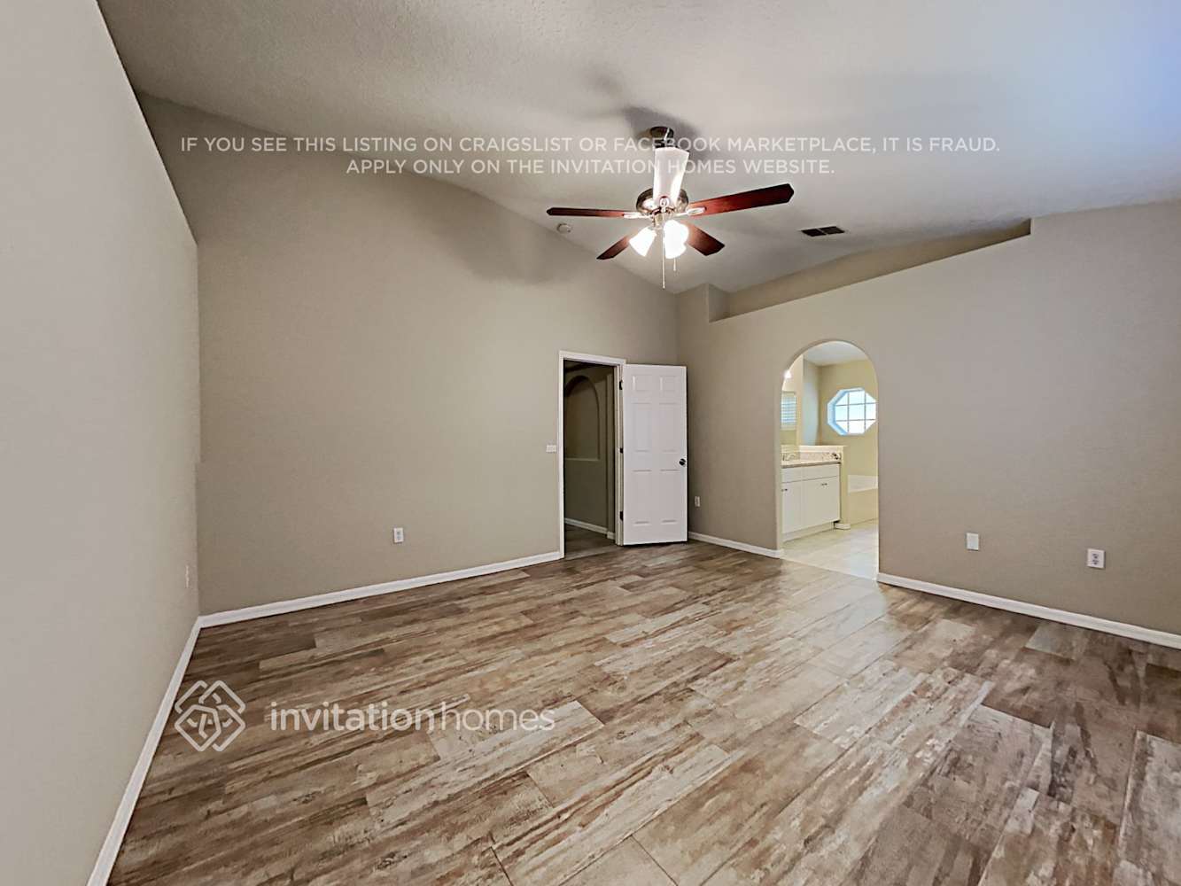 Building Photo - 4716 Four Lakes Dr