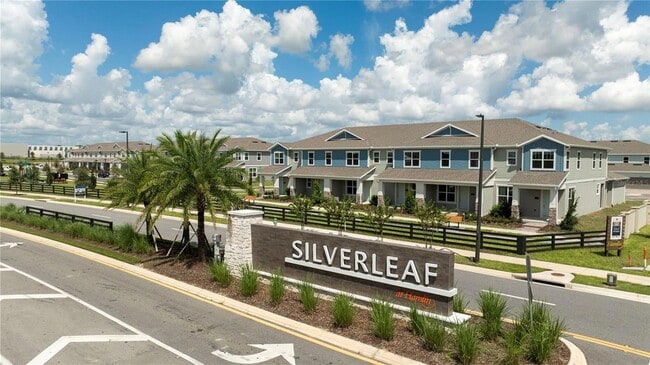 Building Photo - 16350 Hamlin Vw St