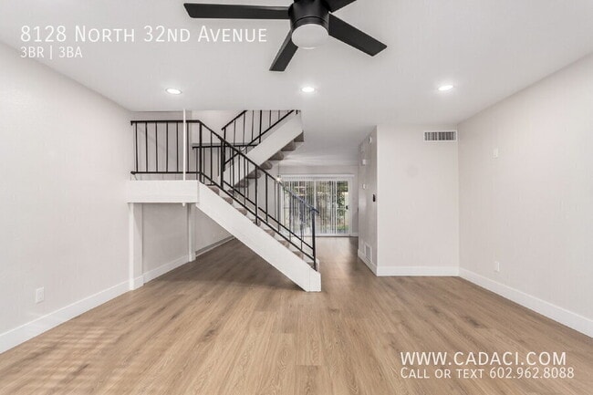 Building Photo - 8128 N 32nd Ave