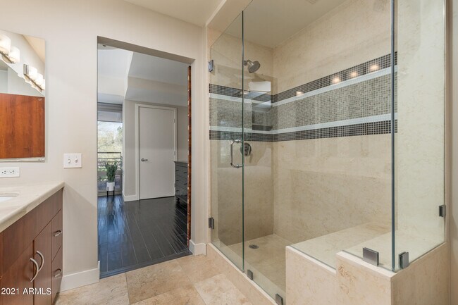Building Photo - 7147 E Rancho Vista Dr