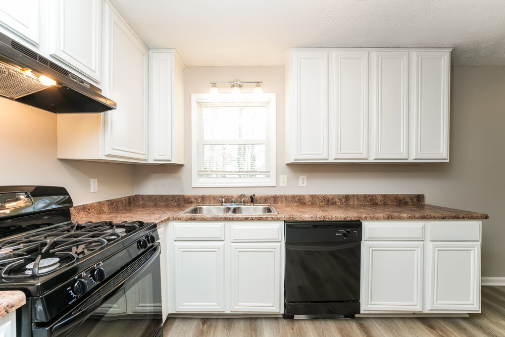 Building Photo - 2704 Laurel View Dr