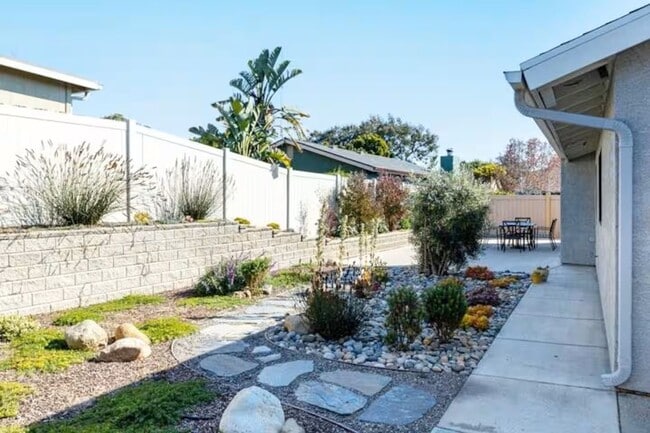 Building Photo - Grover Beach Oasis