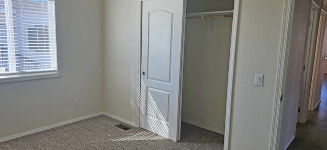 Building Photo - 5510 Clark Rd