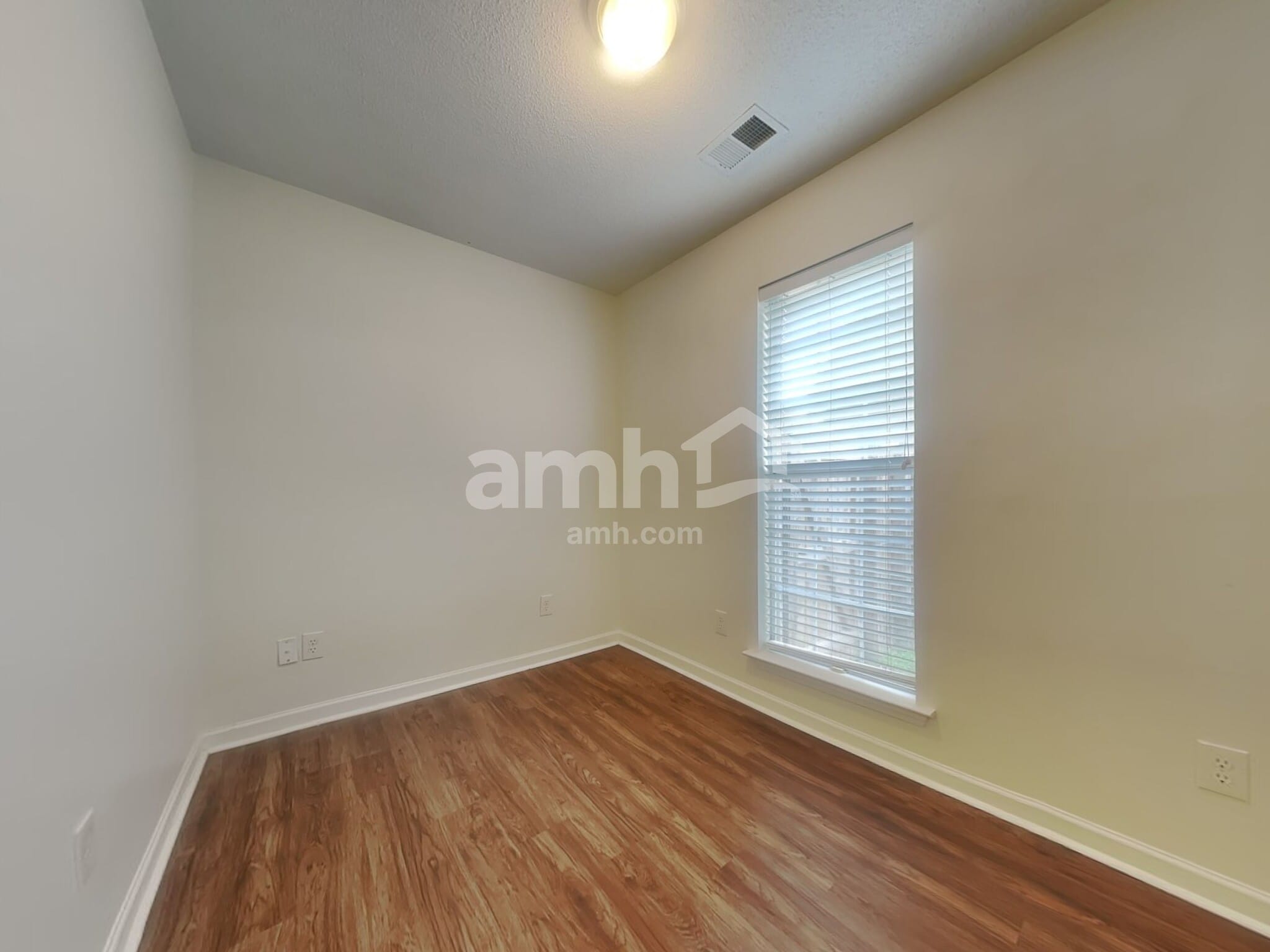 Building Photo - 4082 Colton Dr