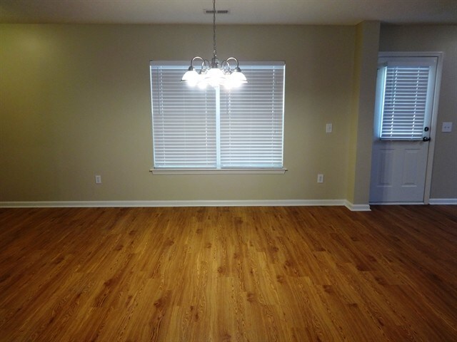 Building Photo - 1016 Deerberry Rd