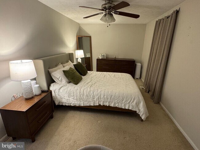 Building Photo - 6016 Wild Ginger Ct