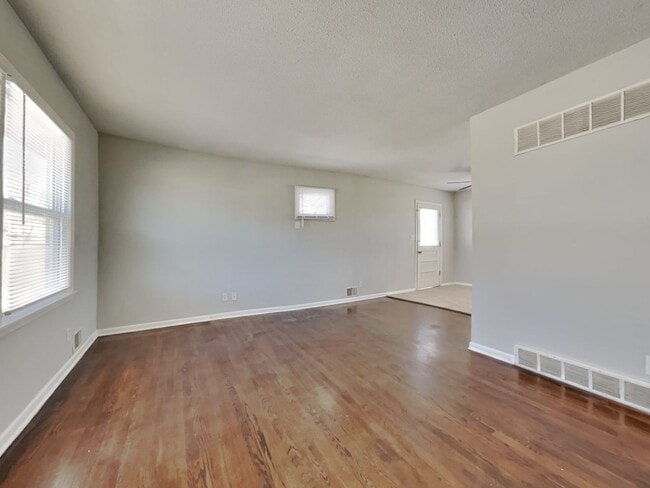 Building Photo - Newly Renovated Single Family Home | 4 BR/1.5BA | Garage Parking