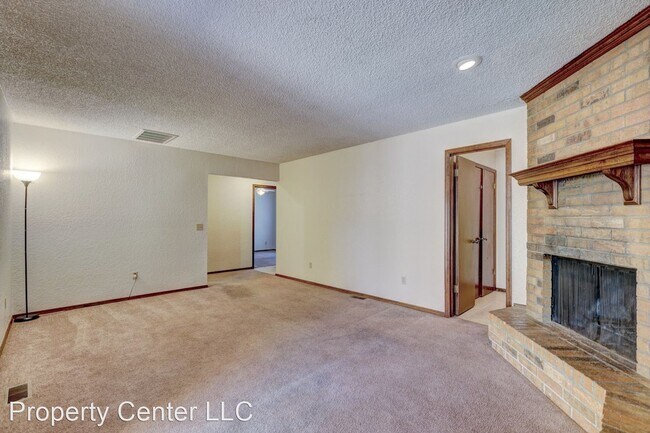 Building Photo - 3 br, 2 bath House - 1322 Summerton Place