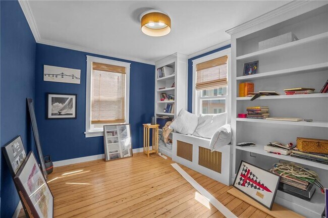 Building Photo - 2 Channing Pl