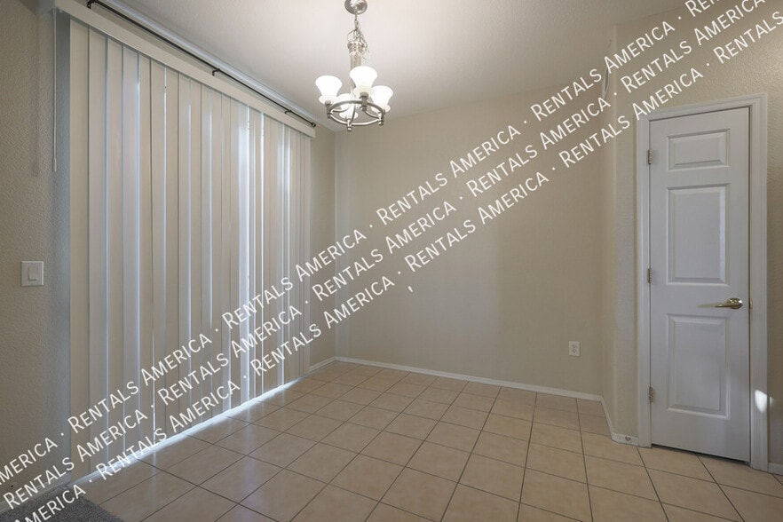 Building Photo - 18250 N Cave Creek Rd