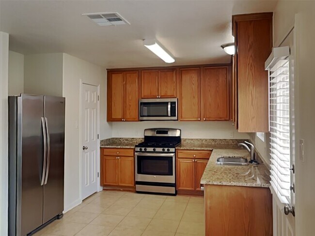 Building Photo - 31702 Regal Park Ct