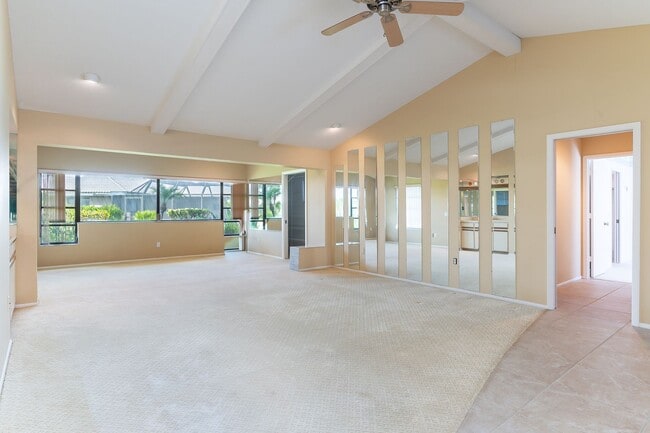 Building Photo - Spacious 3-Bed, 2-Bath Pool Home in Planta...