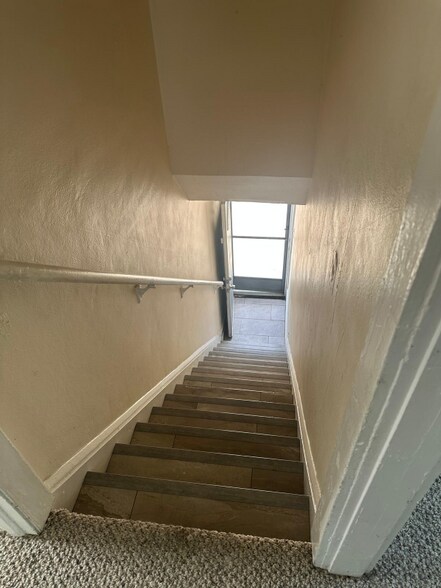Building Photo - 108 Murray Way
