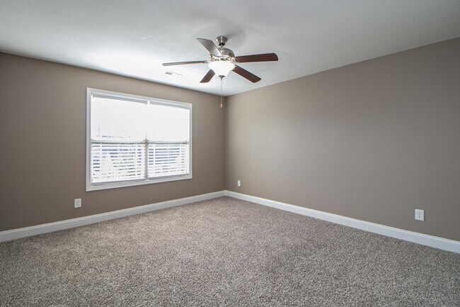 Building Photo - 144 Sycamore Hill Dr
