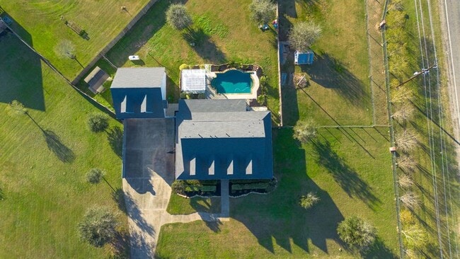 Building Photo - 2963 Settler's Way Dr
