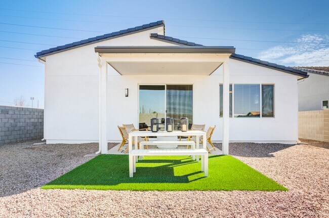 Building Photo - Now Available! Brand New 4 Bedroom Home! N...