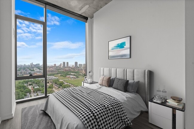 Building Photo - 808 N Cleveland Ave