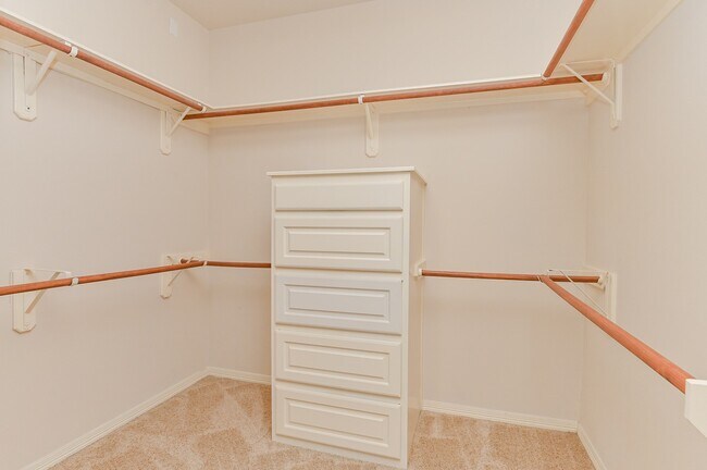Building Photo - 1126 Sopris Dr