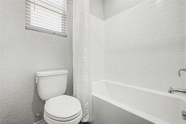 Building Photo - 8148 Little Skye Ct