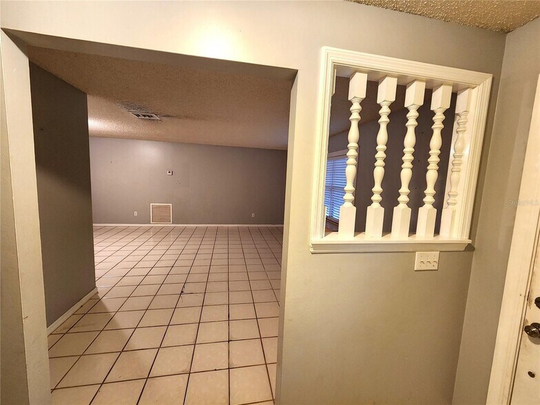 Building Photo - 2033 Quintilis Ct