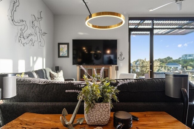 Building Photo - 1101 Ivean Pearson Rd